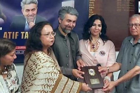 دھَنک لندن کی جانب سے عاطف توقیر کی کتاب "رد” کی تقریبِ پذیرائی