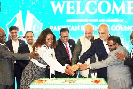 پاکستان بزنس کونسل دبئی کی طرف سے سفیر پاکستان فیصل نیاز ترمذی کے اعزاز میں ڈنر کا اہتمام