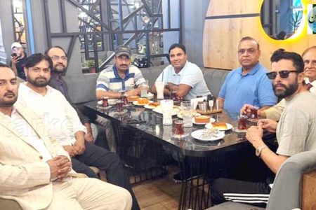 ویانا:پاکستانی سماجی و کاروباری شخصیت مہر جمشید رشید کی جانب سے پاکستانی کمیونٹی کے سرکردہ افراد کے اعزاز میں ظہرانہ
