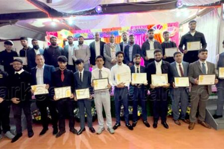 روچڈیل میں نوجوانوں کے مثالی کام کو خراج تحسین پیش کرنے کیلئے پروقار تقریب ،مئیر روچڈیل کونسلر شکیل احمد کی خصوصی شرکت