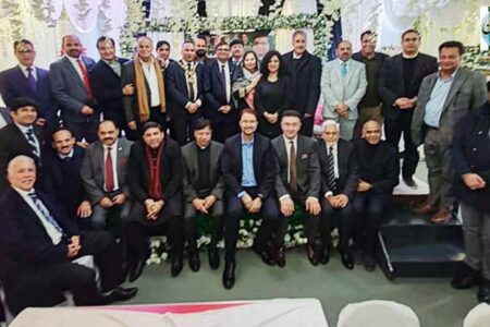 کمیونٹی کے مسائل حل کرنے میں تمام تر وسائل بروئے کار لائیں گے، بیرسٹر امجد ملک